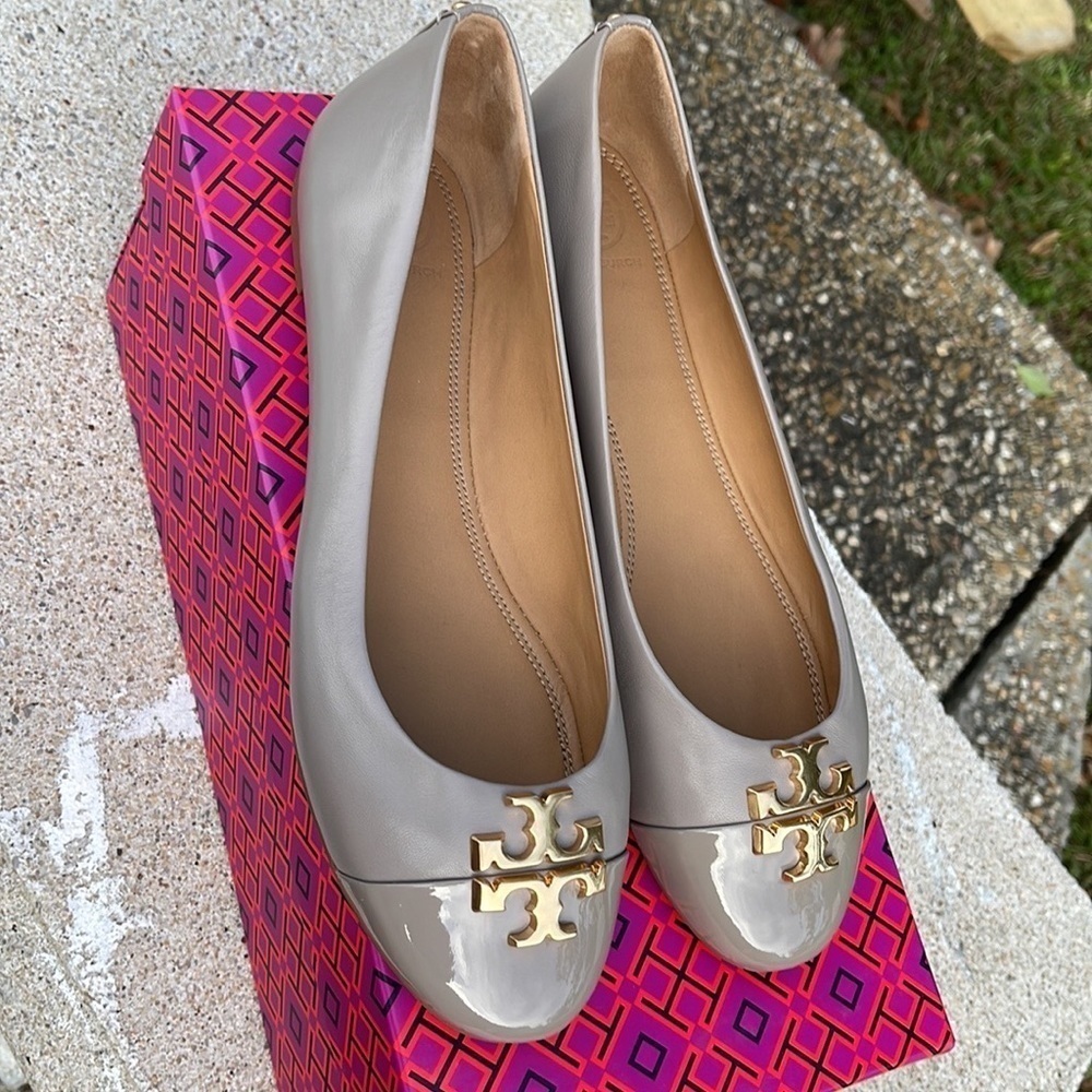 Brand new Tory Burch flat - Picture 3 of 5